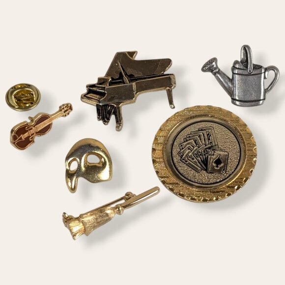 (2/$20) Lot of 6 Vintage Activity Pins - Picture 1 of 5